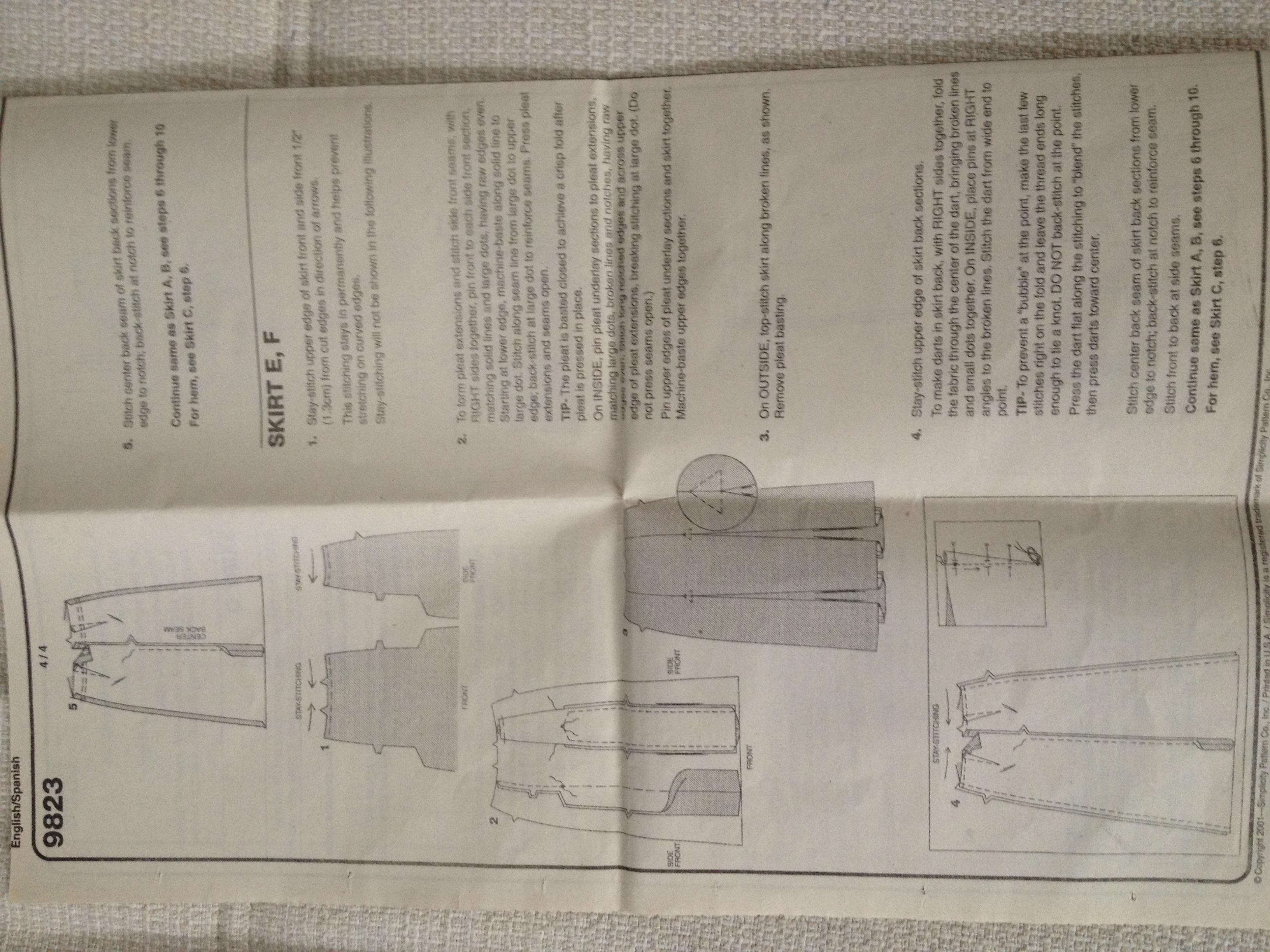 Pleat Underlay - sewing Simplicity patter 9823 Professor Pincushion